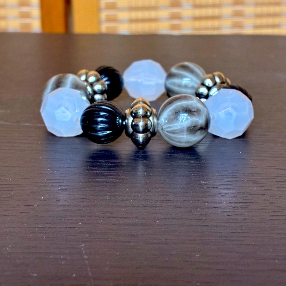 Chunky beaded bracelet